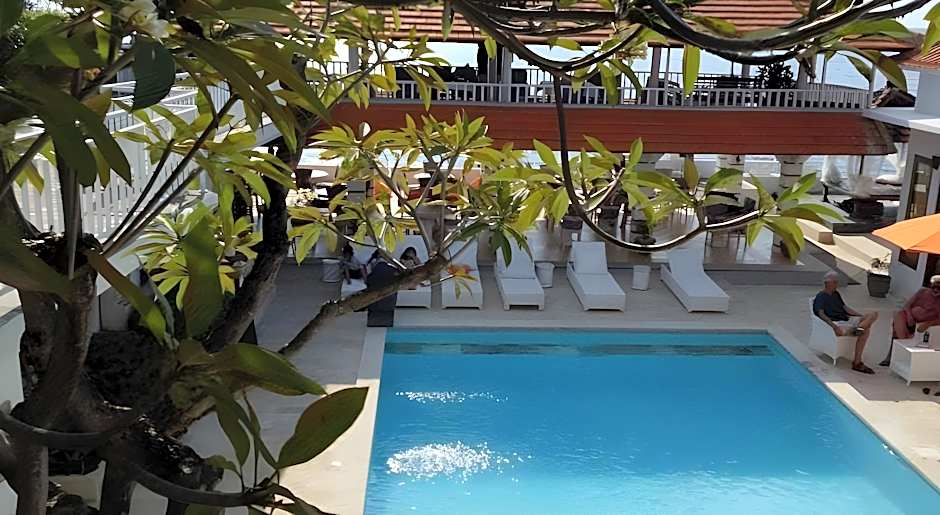 Villa Agung Beach Inn