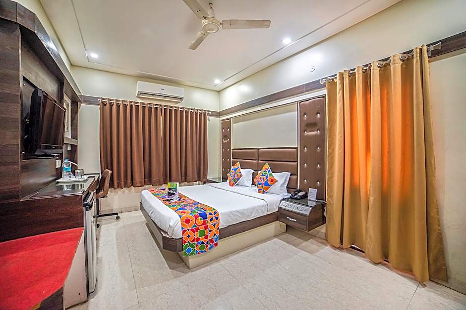 FabHotel Santoor – Indore, OH
