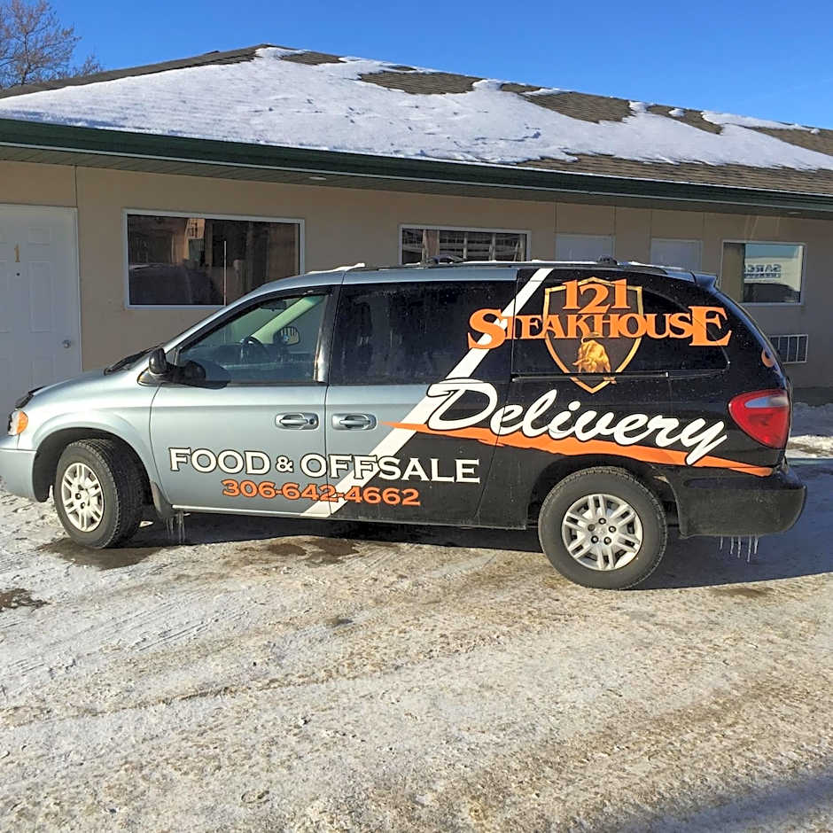 121 Steakhouse & Motel