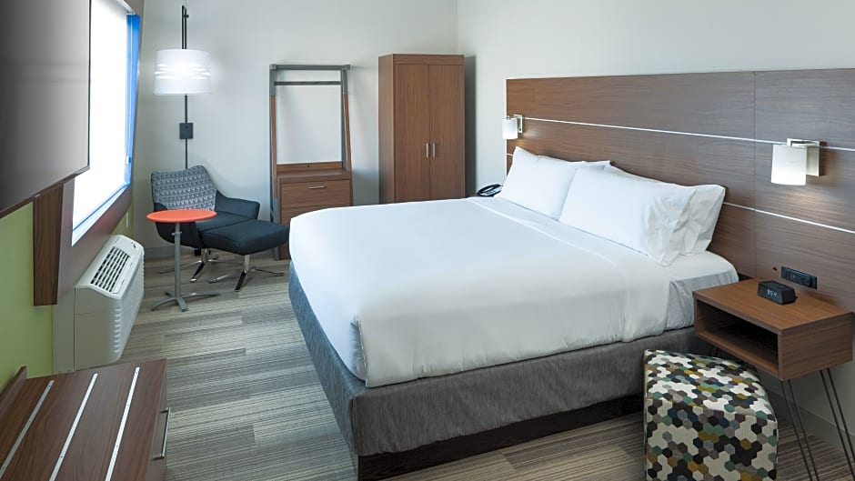 Photo 1 of 4 of 1 Bed Suite