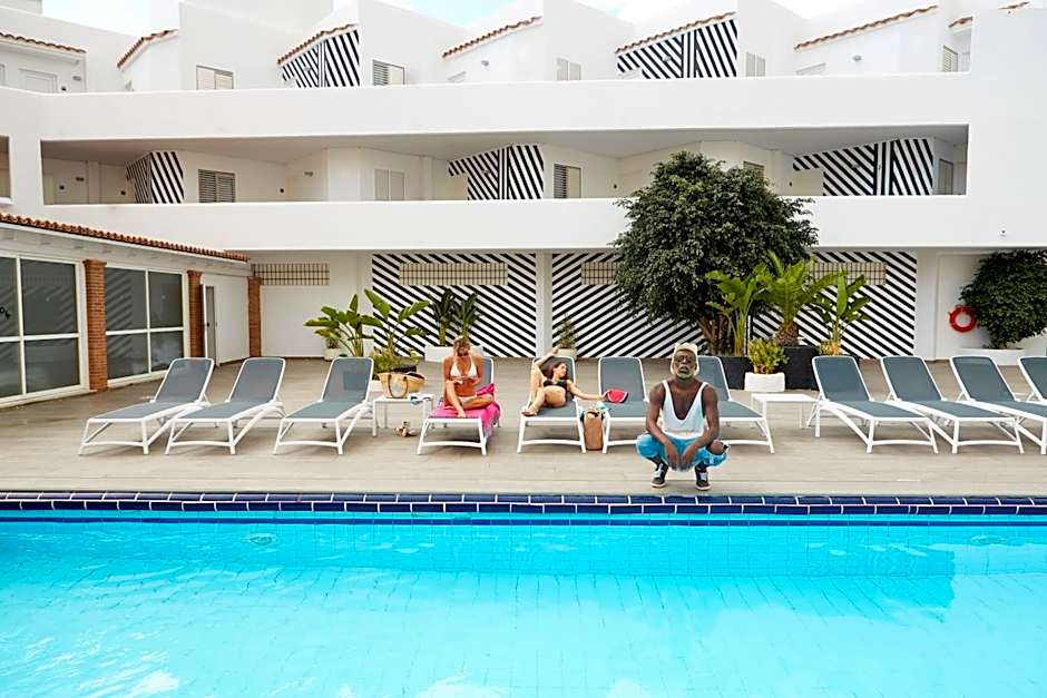 Aparthotel Playasol Mogambo
