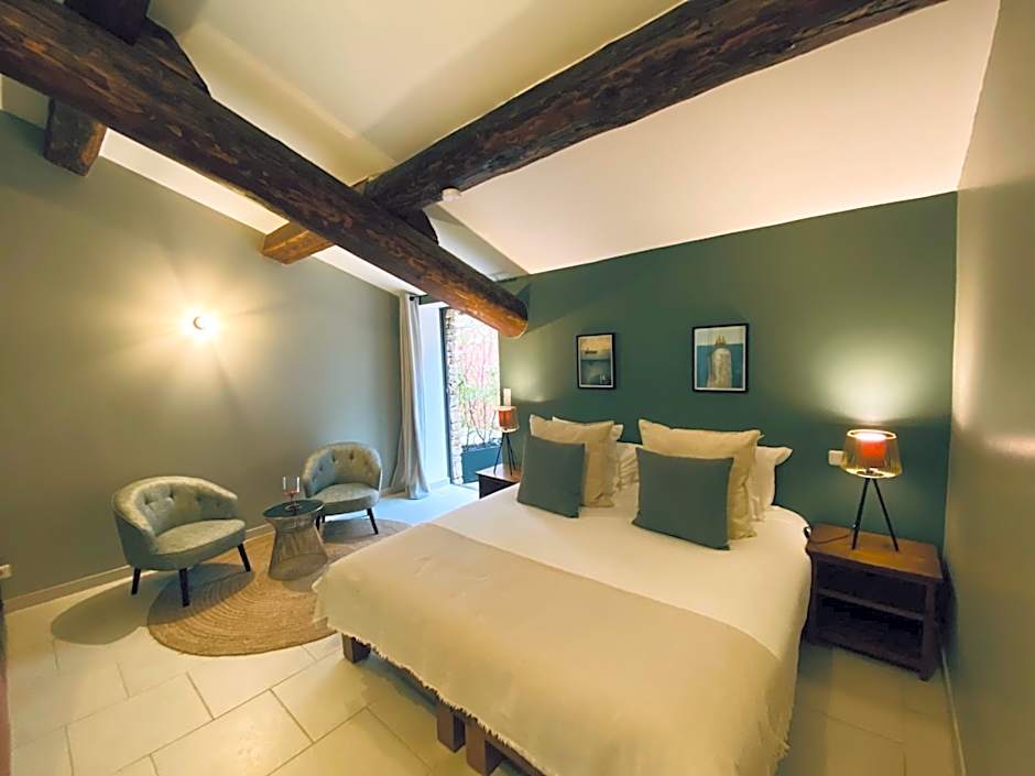 Le Jas de Joucas Hotel-Restaurant