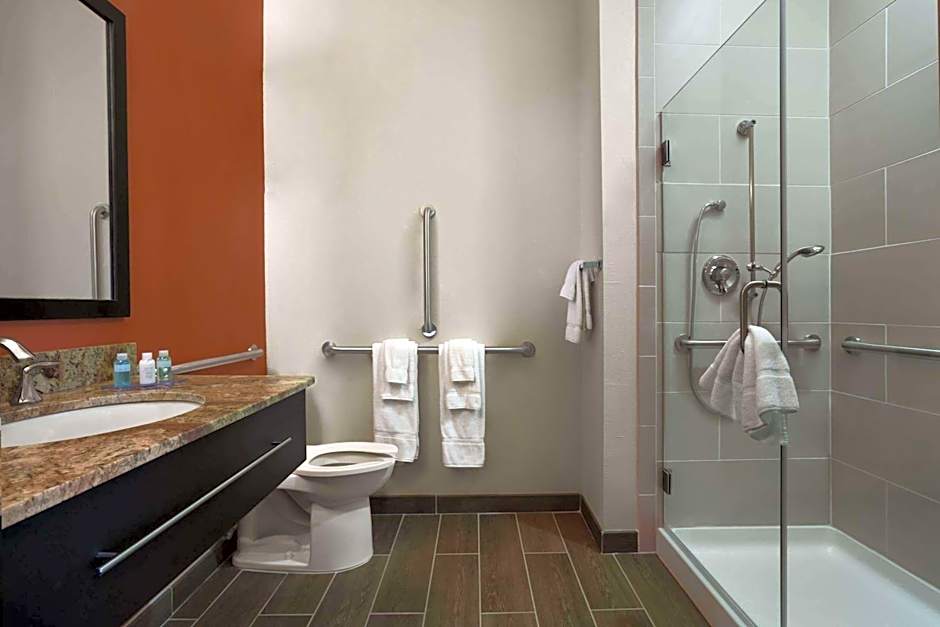 Baymont by Wyndham Hobbs