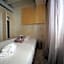 Nerva Accommodation
