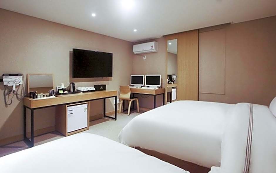 Winner Hotel