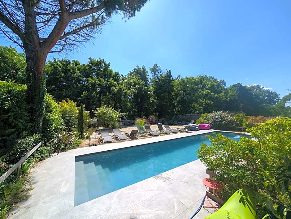 Hostelry private restaurant