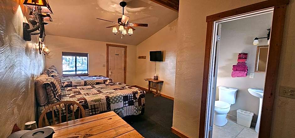 Nine Pines Motel