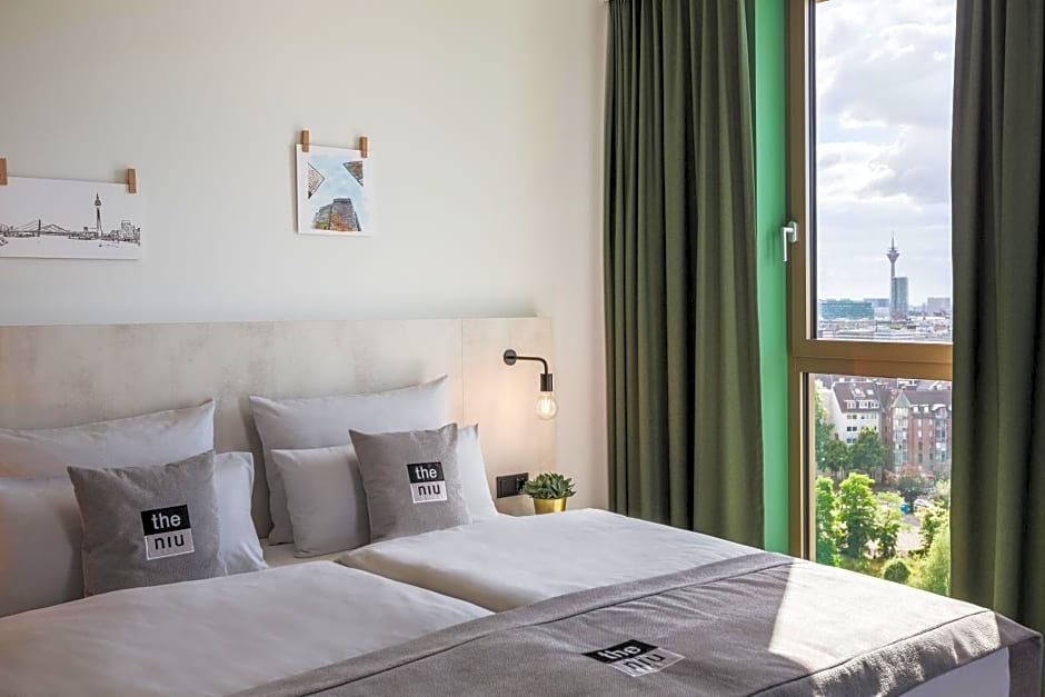 Holiday Inn - the niu, Tab Dusseldorf Main Station By IHG