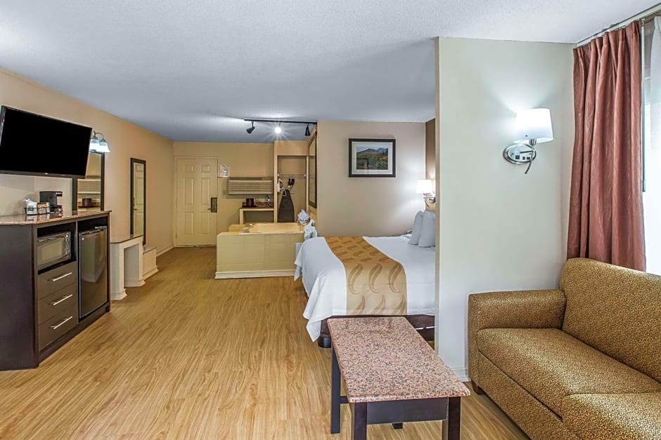 Quality Inn & Suites Gatlinburg