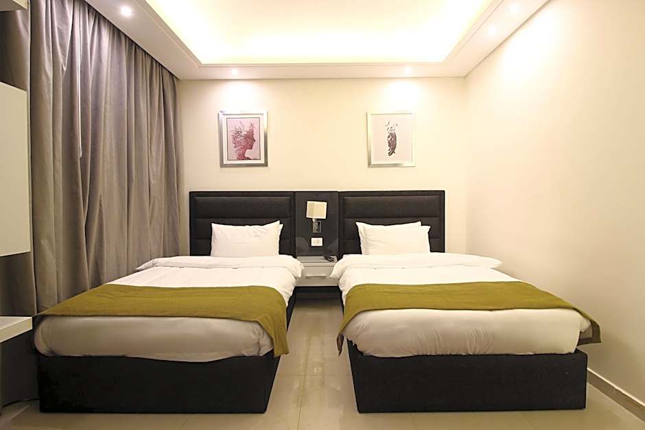 Palm Ville Suites