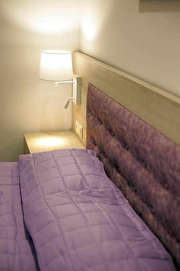 Del Mar 'Adults Only'