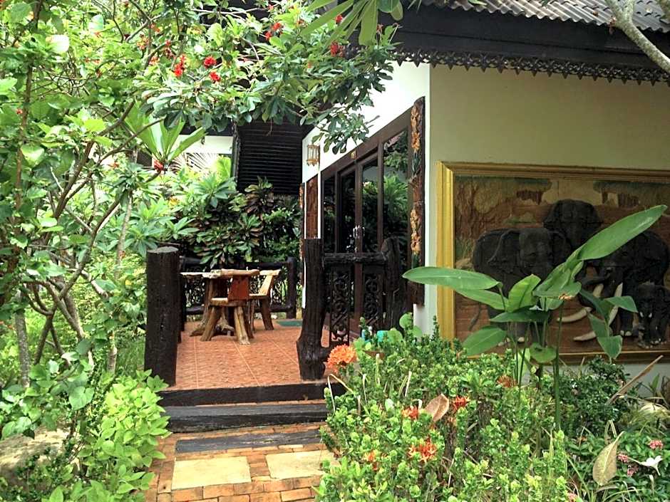 Paradise Pearl Bungalows