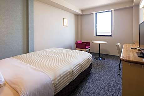 Standard Double Room - Non-Smoking