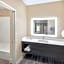 Super 8 by Wyndham Houston NW Beltway 8