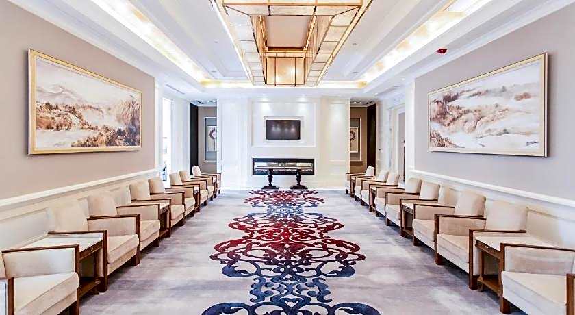 Sheraton Grand Wuhan Hankou Hotel