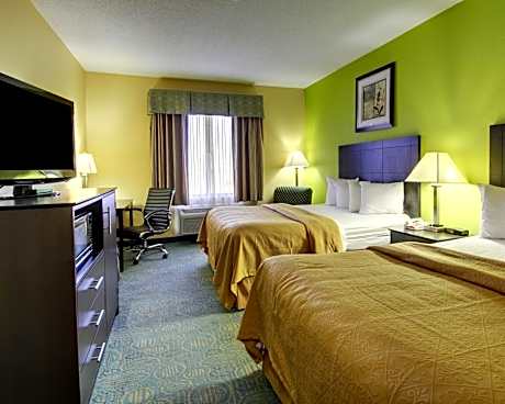 Queen Room with Two Queen Beds - Non-Smoking