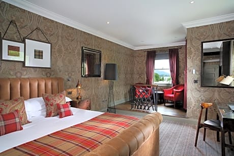 Feature King Room