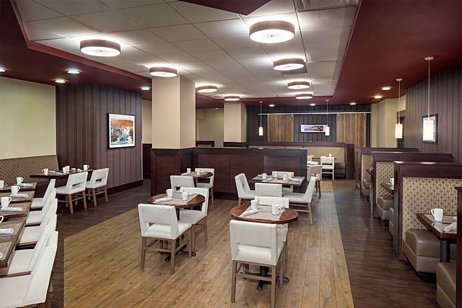DoubleTree by Hilton Washington DC Silver Spring