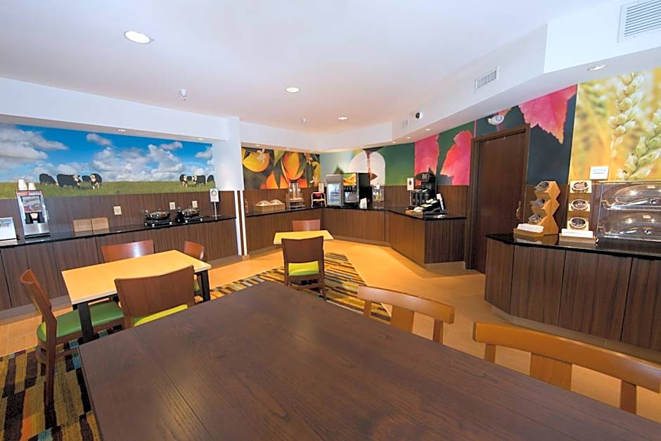 Fairfield Inn & Suites by Marriott Burlington