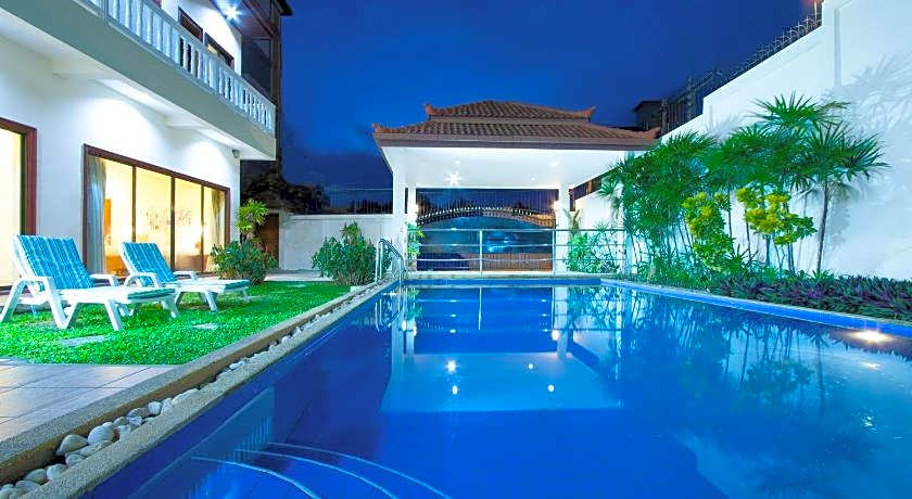 Avoca Pool Villas