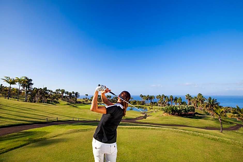 Las Terrazas de Abama Suites