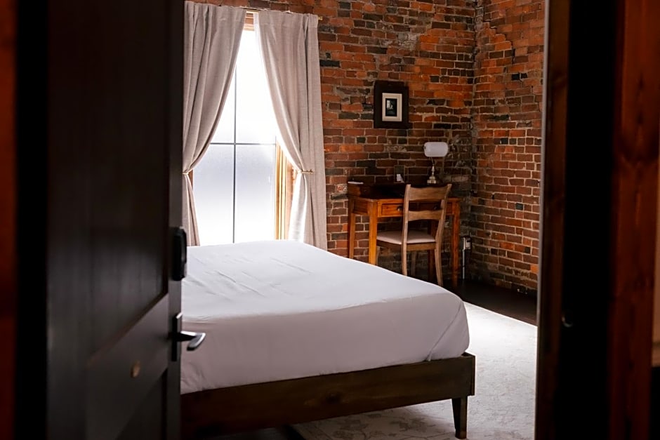 The Chandler Hotel