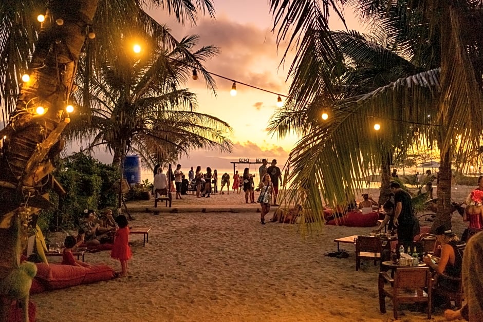 Echo Beach Hostel