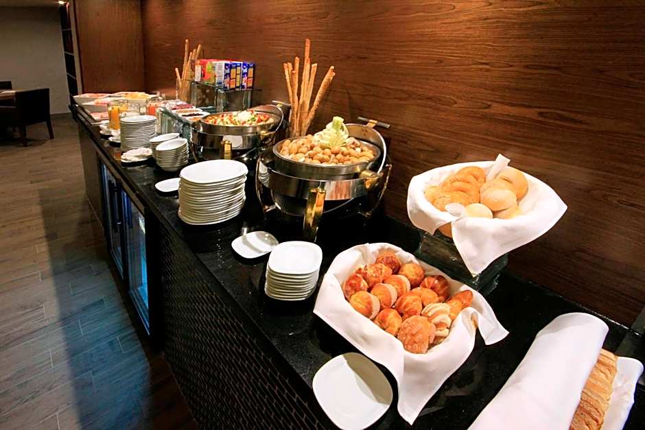 Marriott Puebla Hotel Meson Del Angel