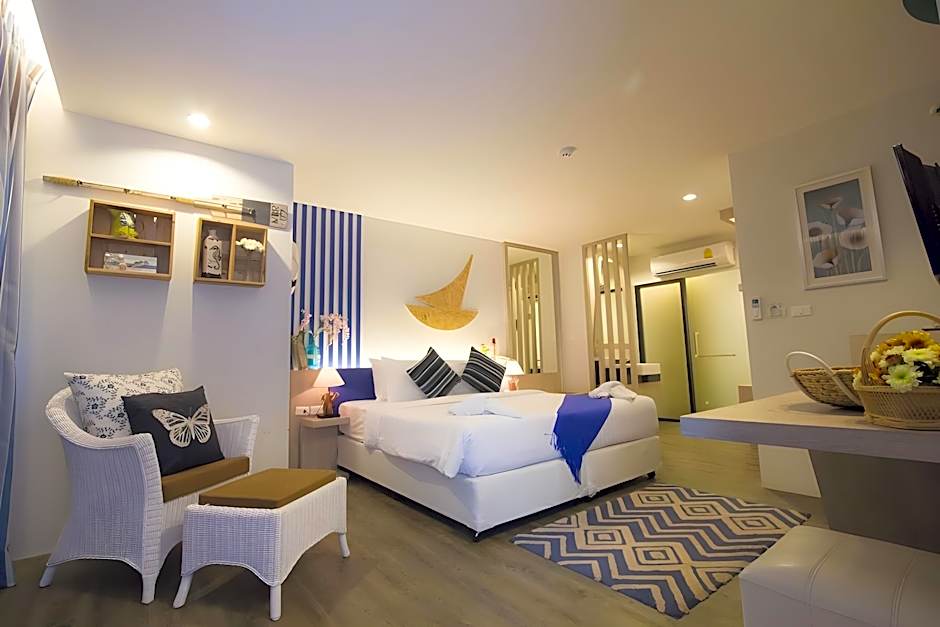 The Blue Pearl Kata Hotel