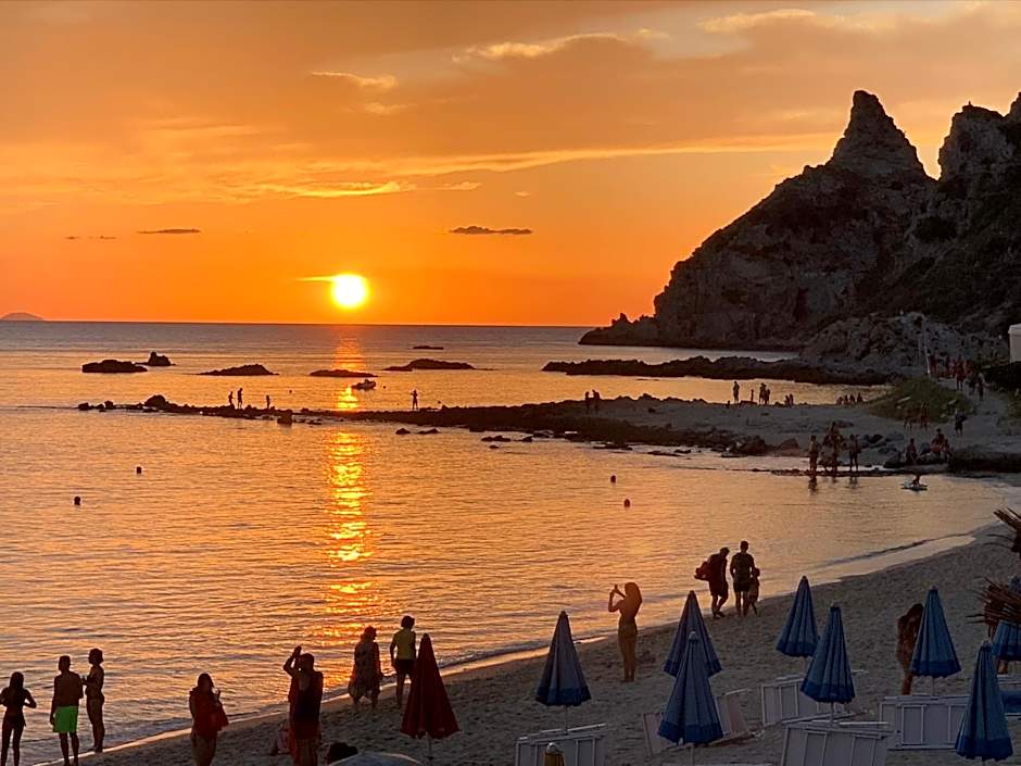 Rosy Hotel Residence