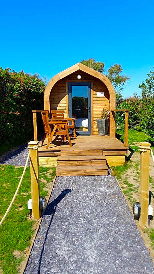 Sea and Mountain View Luxury Glamping Pods Heated