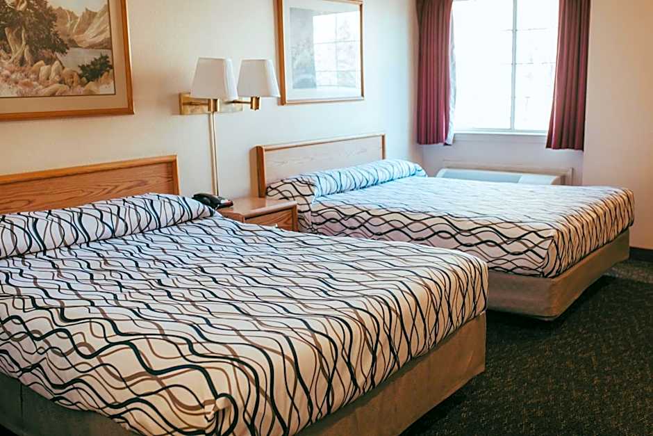 Carson City Plaza Hotel