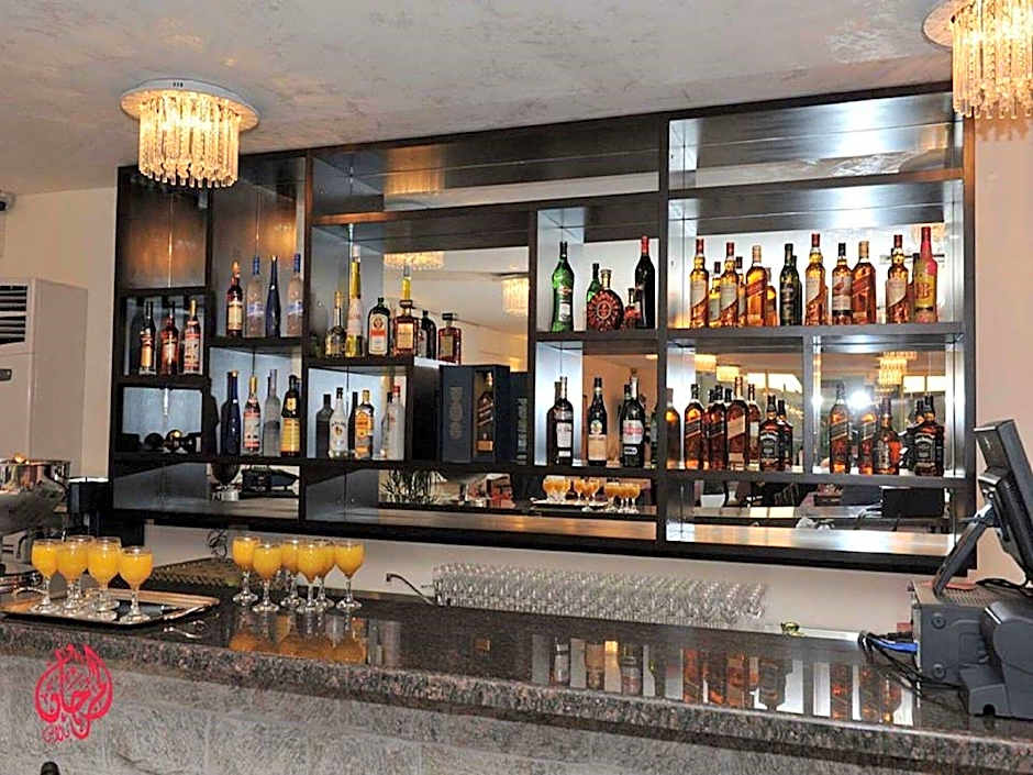Al Murjan Palace Hotel