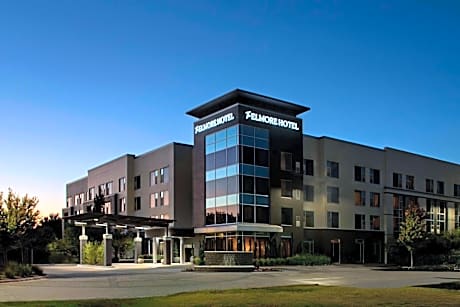 The Elmore Hotel, DFW Southlake, a Tribute Portfolio Hotel
