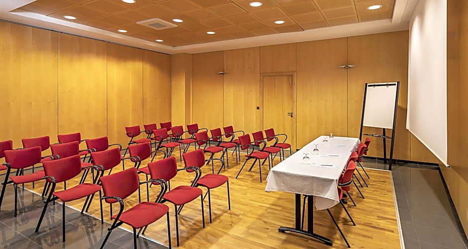 Best Western Plus Poitiers Centre Le Grand Hotel