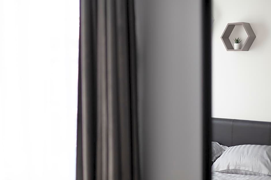 Oak house apartments