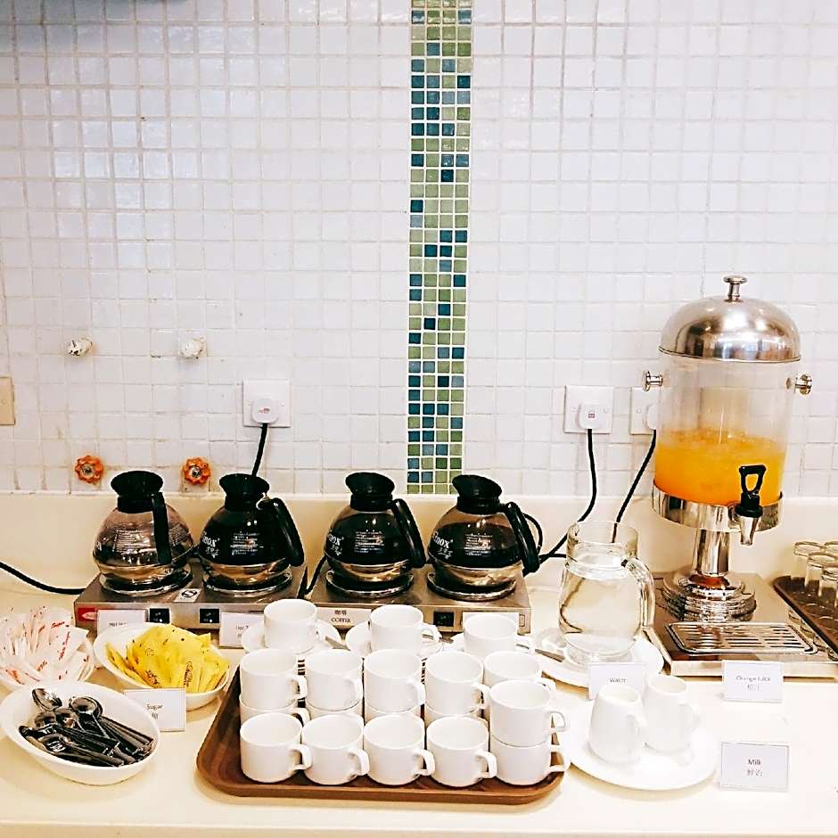 Ramada Hong Kong Grand View