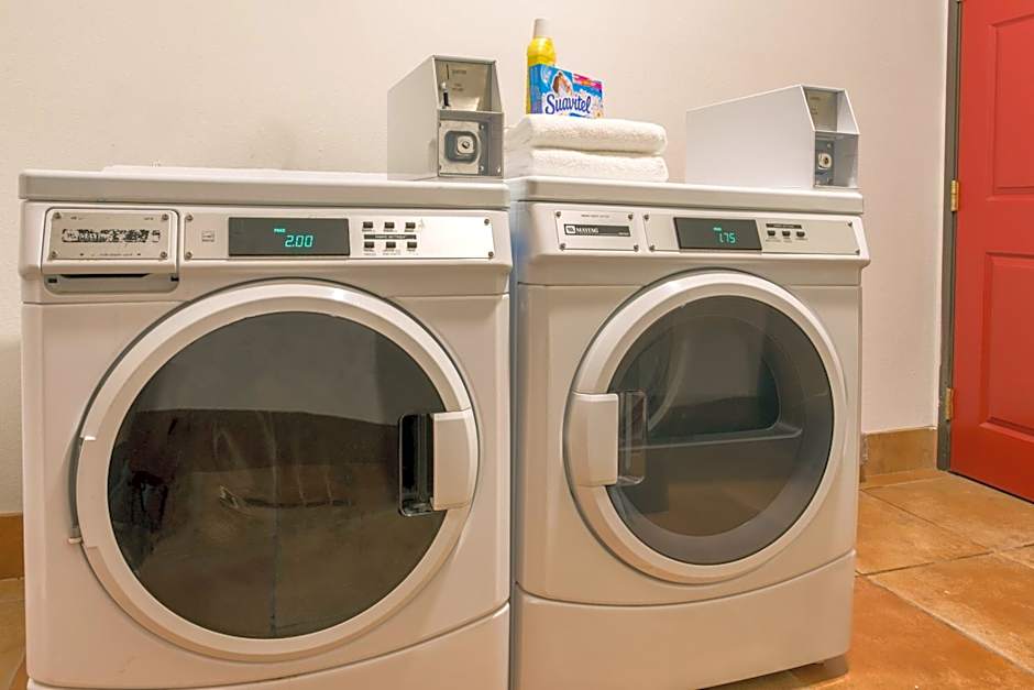 Holiday Inn Express Hotel & Suites Manteca By IHG