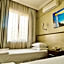 Hotel Crowded House