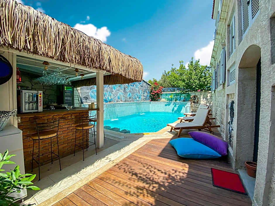 PROVENCE MANSİON ALAÇATI