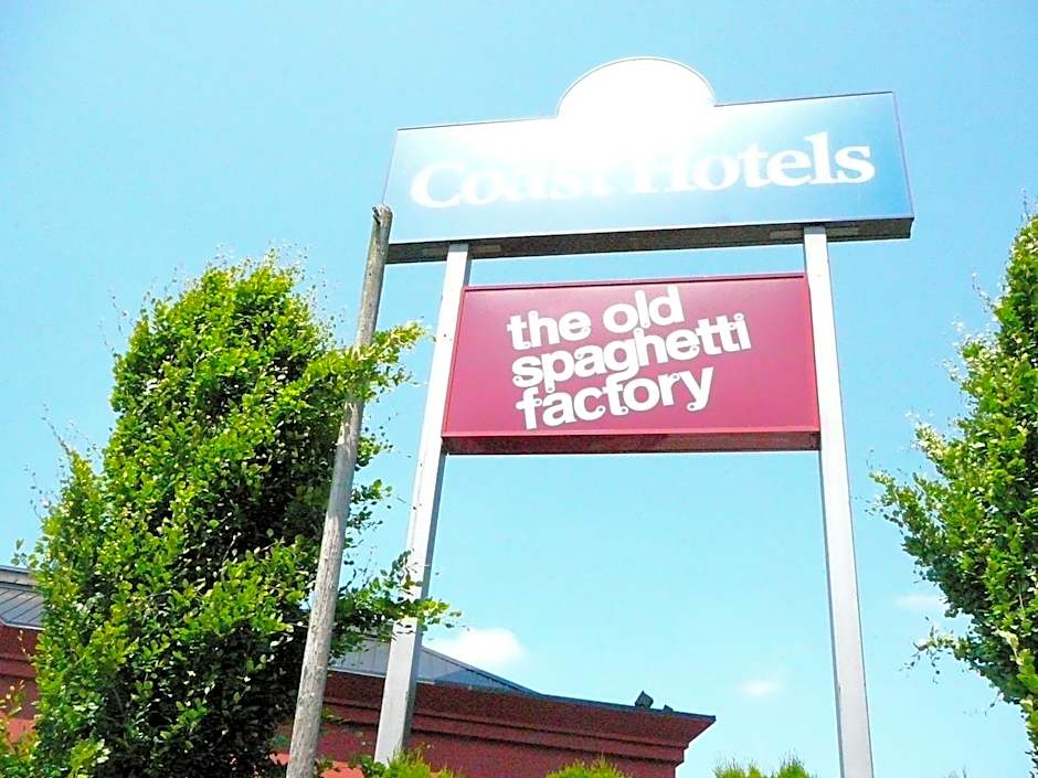 Coast Abbotsford Hotel & Suites