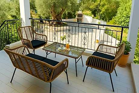 Corfu's Calm Oasis - Serene Retreat