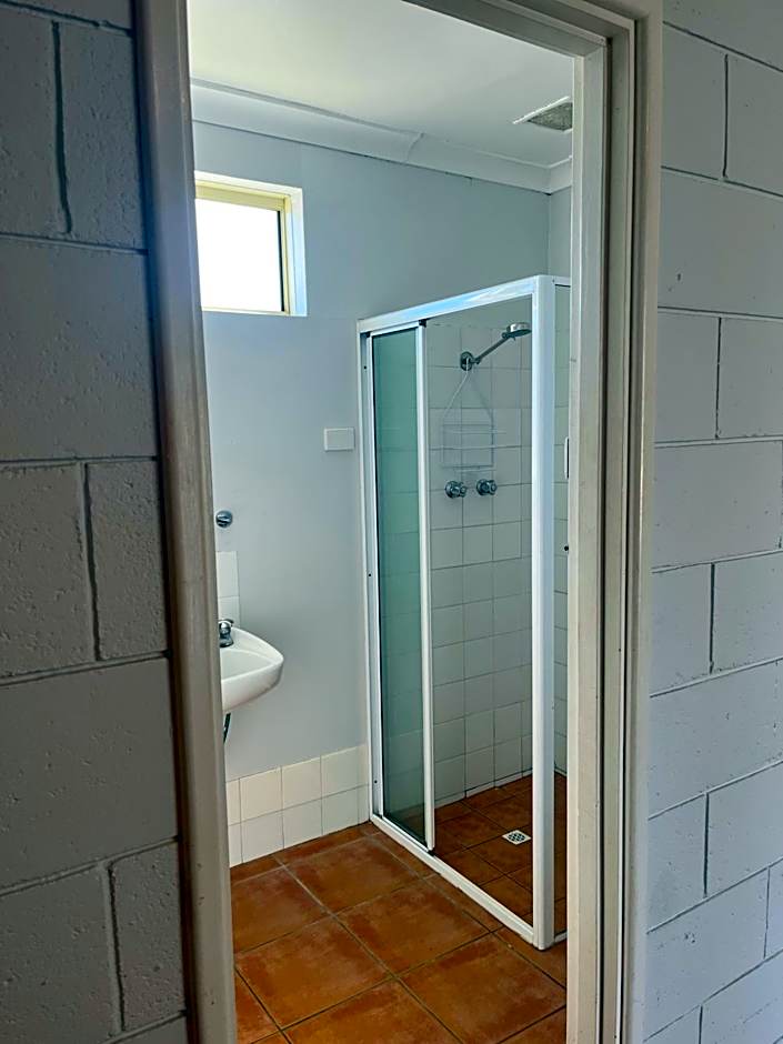 Esperance Travellers Inn