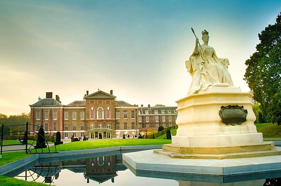 Holiday Inn Express London-Ealing By IHG