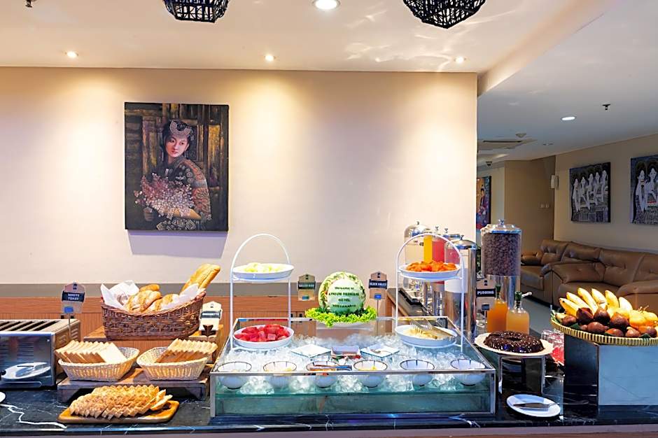 Atrium Premiere Hotel