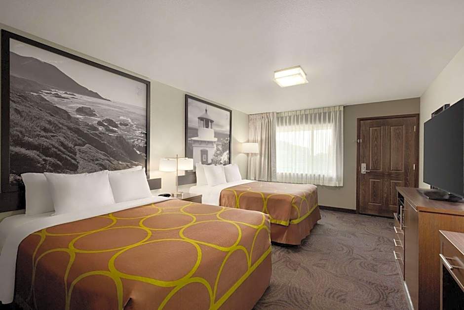 Super 8 by Wyndham Eureka