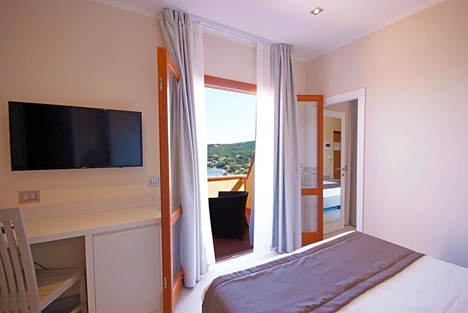 Hotel La Perla Del Golfo
