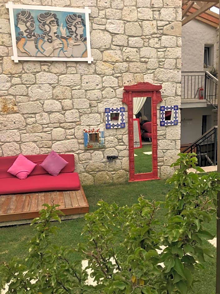 Çona Butik Otel