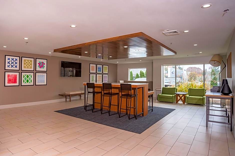 Holiday Inn Express Branford-New Haven By IHG