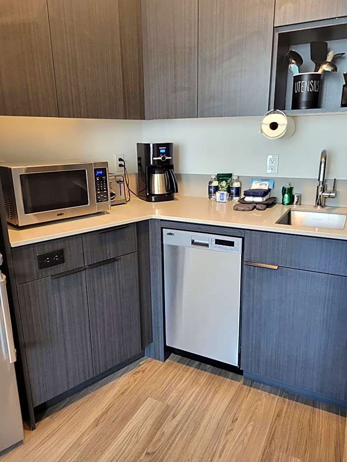 Marina Square Suites